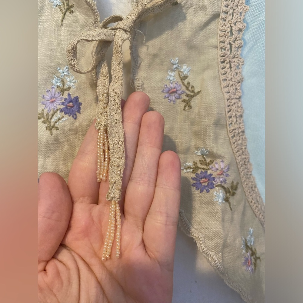 J. Jill Floral Embroidered Beige and Light Blue Women's Sweater - Picture 4 of 10